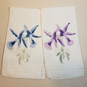 2 vintage cotton tea towels